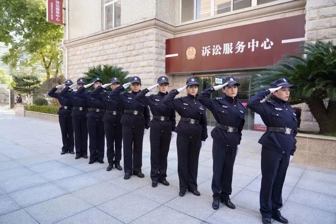 最美“警”色，在珠山法院绽放